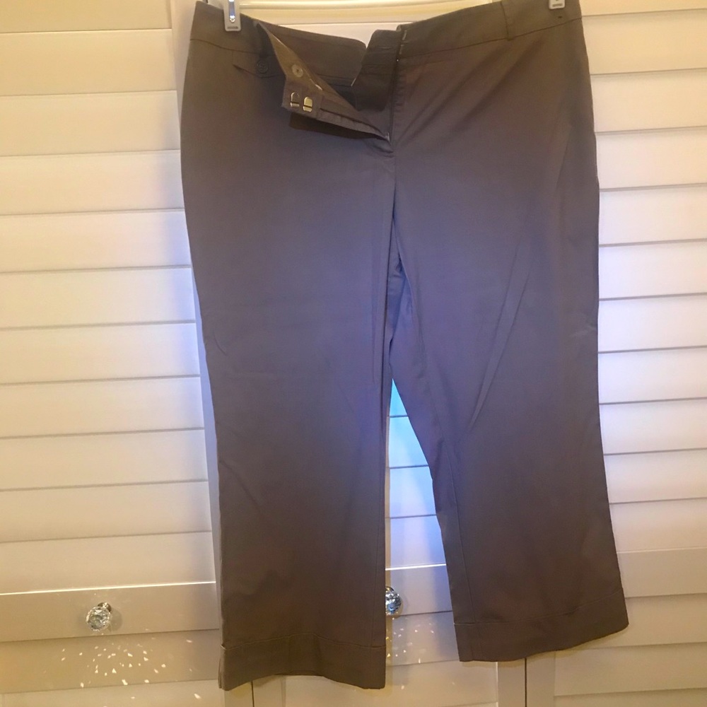 Brown croppy pants